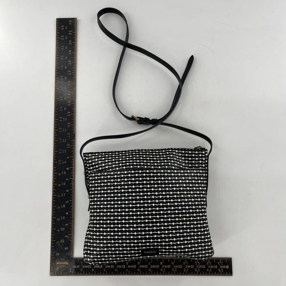 Fossil Fiona Large Crossbody Allover Geometric Dot Striped Black White Dot Dash